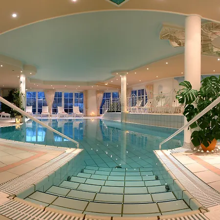Hotel Zum Stern Inkl Gasteiner Bergbahnen Im Sommer 4*