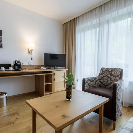 Hotel Zum Stern Inkl Gasteiner Bergbahnen Im Sommer Bad Hofgastein